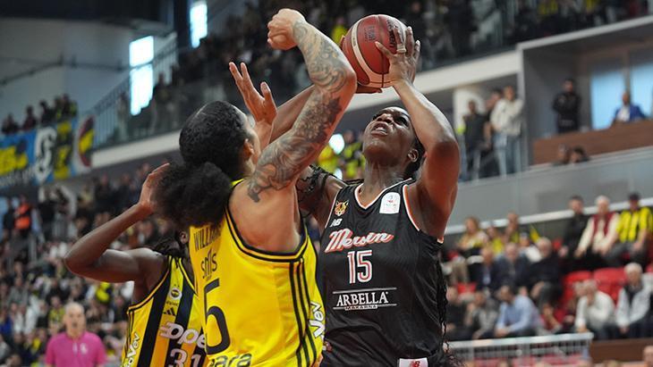 ÇBK Mersin - Fenerbahçe Opet maçından kareler