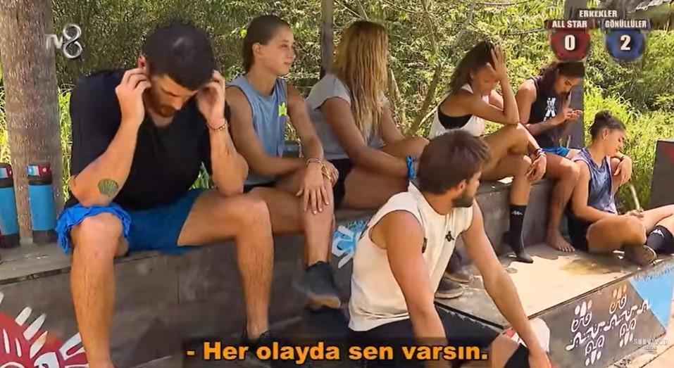 Survivorda dokunulmazlık oyununda tansiyon yükseldi Almeda Baylan ve Ayşe Yüksel kavga etti