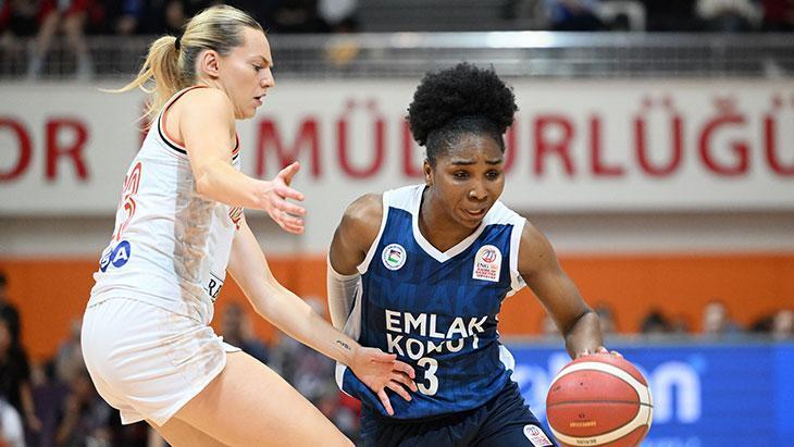 ÇBK Mersin - Emlak Konut maçından kareler