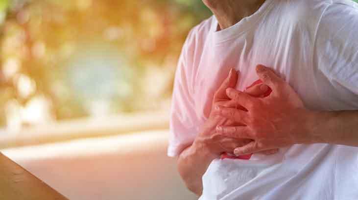 67 yaşındaki cerrahtan kalp krizi itirafı Keşke atlamasaydım dediği 2 belirti var 67 yaşındaki cerrahtan kalp krizi itirafı Keşke atlamasaydım dediği 2 belirti var