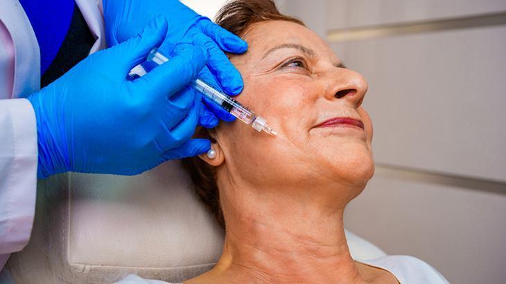 Özgüven, derin ve kalıcı özelliklerden beslenmeli