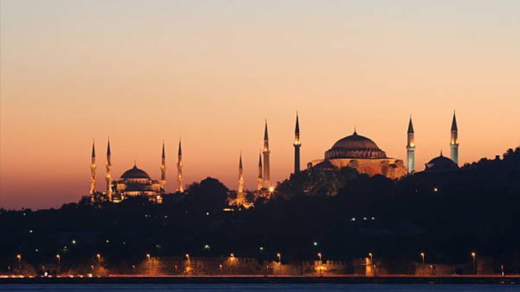 KADİR GECESİ NAMAZI NASIL KILINIR KADİR GECESİ NAMAZI NASIL KILINIR