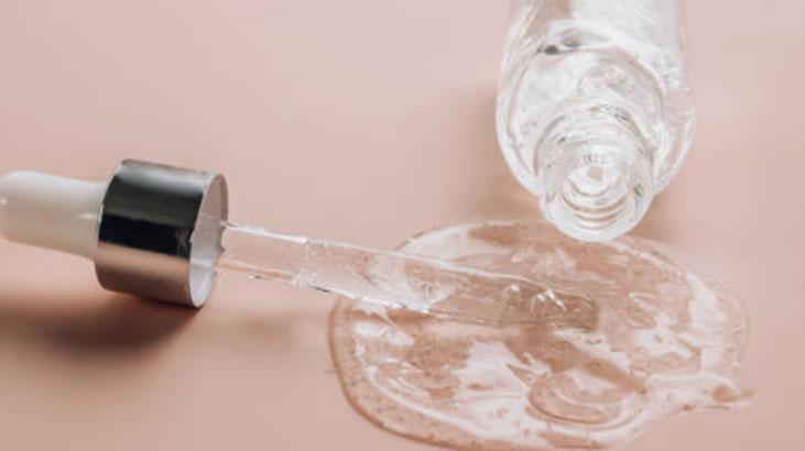 Peş peşe kullanınca cildi yakan ikili Retinolle karıştırmayın, tek yolu var