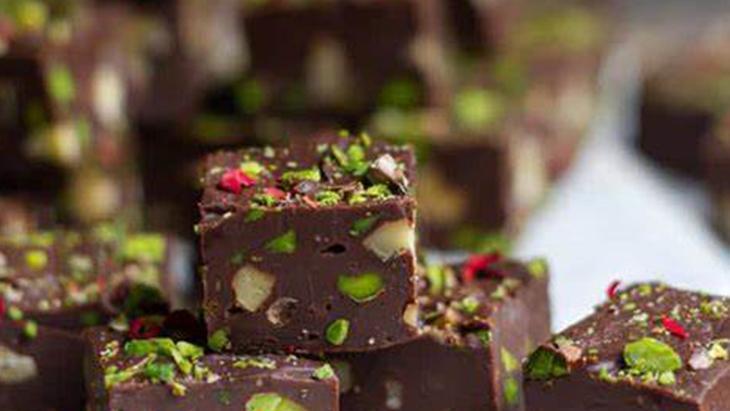 KENDİ ÇİKOLATANIZI KİŞİSELLEŞTİRİN