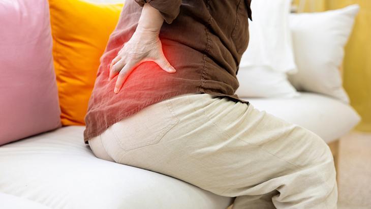 5- Bel fıtığı olan herkes ameliyat olmalıdır: YANLIŞ