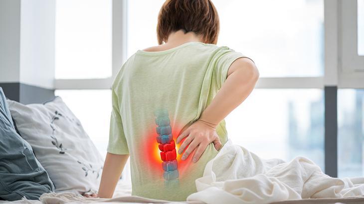 7- Bel fıtığı olan kişi spor yapamaz, sürekli korse takması gerekir: YANLIŞ