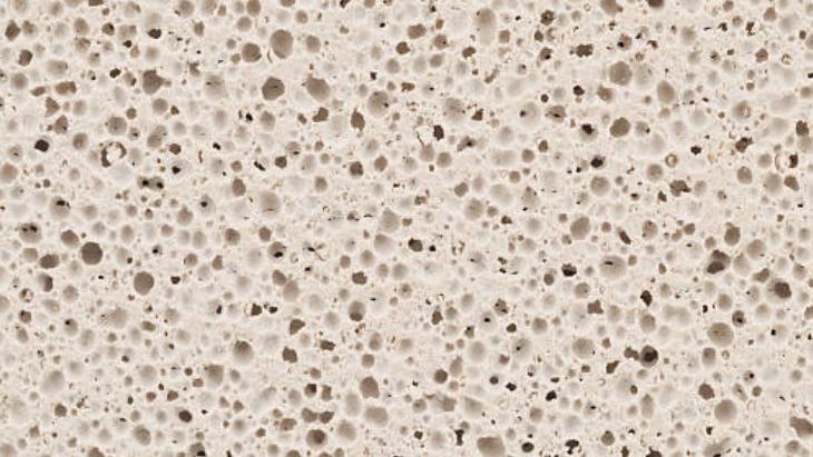 Topukları değil, halıları da parlatıyor Ponzayla mükemmel çözüm, bir kez sürtün