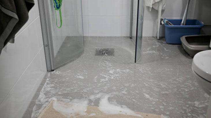 Tıkanan gidere tesisatçı çağırmayın Çaresi buzdolabında saklıymış, herkeste var