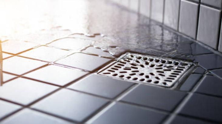 Tıkanan gidere tesisatçı çağırmayın Çaresi buzdolabında saklıymış, herkeste var