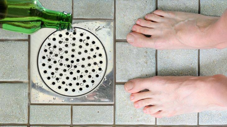 Tıkanan gidere tesisatçı çağırmayın Çaresi buzdolabında saklıymış, herkeste var