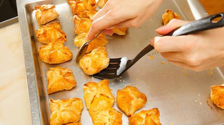 Bayram kahvaltısının yıldızı olacak Milföy tost gibisi yok, pratik ve lezzetli