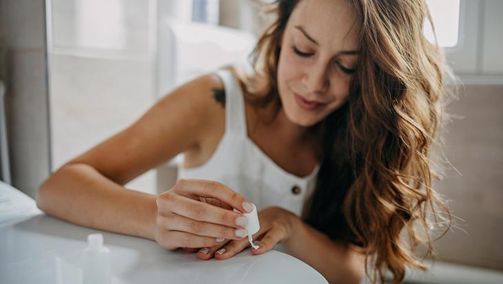 Manikürde kanayan tırnak etine çare Her evde var, dakikasında iyileştiriyor