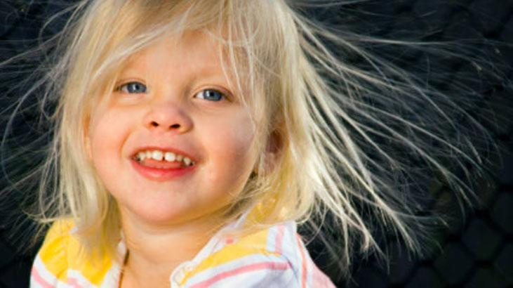 Statik elektrik neden oluşur