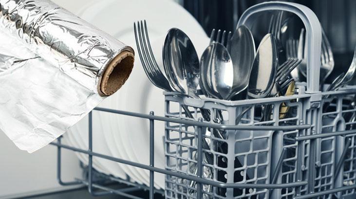 Makineden çıkan bulaşıkta su lekesine son Top yapıp atın, parlatıcıdan etkili