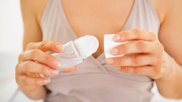 Deodorant için en uygun zaman Kalıcığını artırıyor, alüminyum içermesi gerekiyor Deodorant için en uygun zaman Kalıcığını artırıyor, alüminyum içermesi gerekiyor