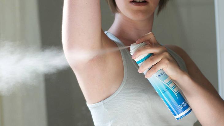 Deodorant için en uygun zaman Kalıcığını artırıyor, alüminyum içermesi gerekiyor Deodorant için en uygun zaman Kalıcığını artırıyor, alüminyum içermesi gerekiyor