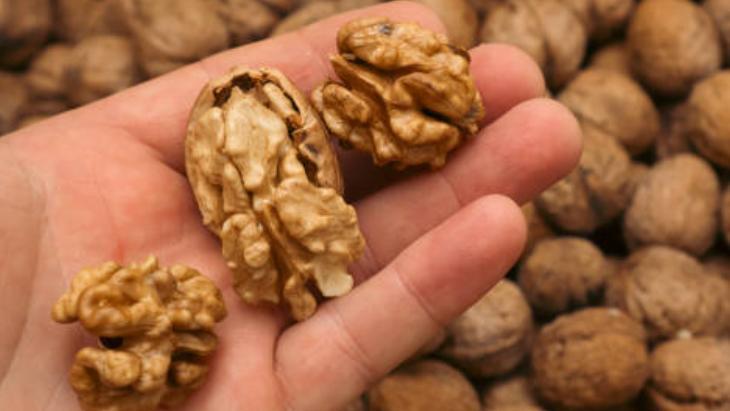 Yakmadan kavurun Cevizin en çıtır haline son 12 dakika: Yarım çay kaşığı yeter