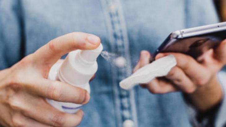 Sesi kısık telefonun çaresi kürdanmış Hoparlör ilk günkü gibi oluyor, sesler net Sesi kısık telefonun çaresi kürdanmış Hoparlör ilk günkü gibi oluyor, sesler net