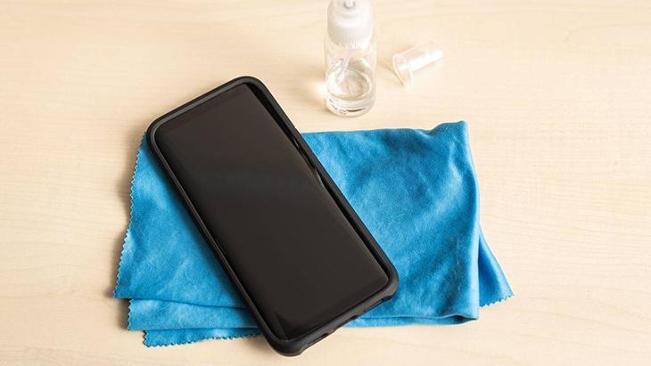 Sesi kısık telefonun çaresi kürdanmış Hoparlör ilk günkü gibi oluyor, sesler net Sesi kısık telefonun çaresi kürdanmış Hoparlör ilk günkü gibi oluyor, sesler net