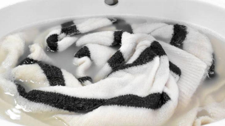 Tertemiz, mis kokulu ve eskimiyor Beyaz dediğin böyle yıkanır, işte yılların yöntemi