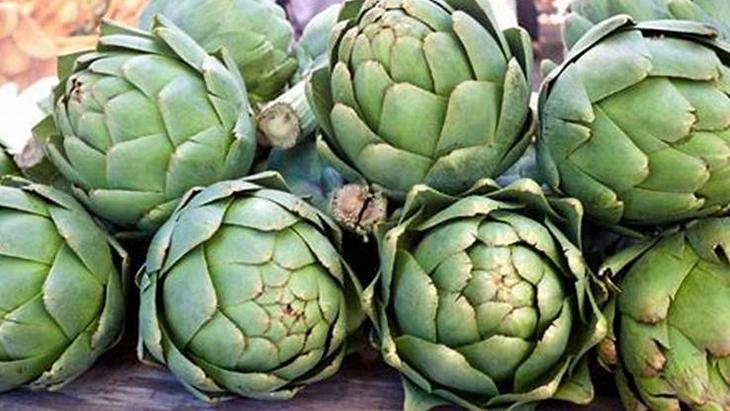 2. Enginarlı Avokado Salatası