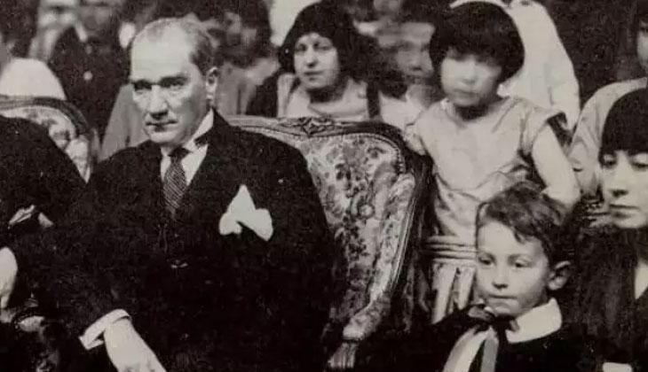 23 NİSAN ATATÜRK SÖZLERİ VE RESİMLERİ 🎈 Mustafa Kemal Atatürkün çocuklarla ilgili söylediği sözlere ve çocuklarla resimleri