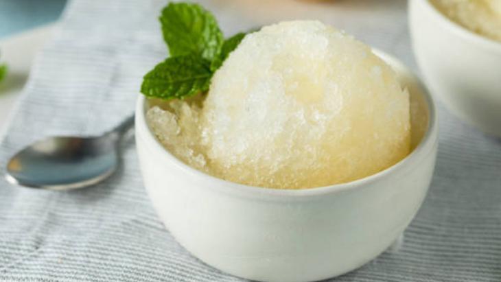 5 DAKİKADA LİMONATADAN DONDURMA TARİFİ