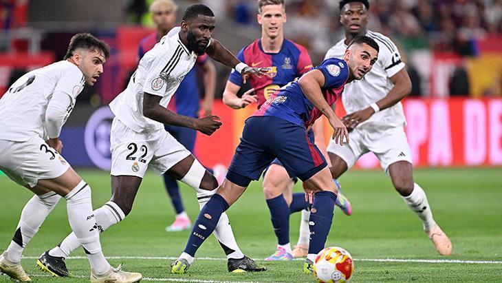 Barcelona - Real Madrid maçından kareler