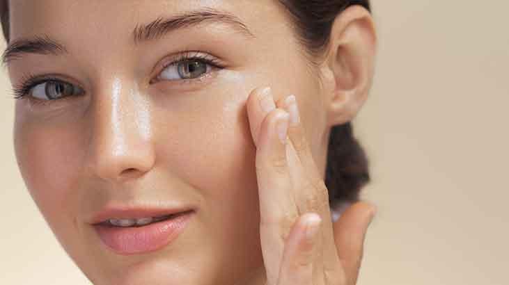 Cam cilt için tek kuruş harcatmayan taktik Sık değiştirmeyin, ince ince sürün