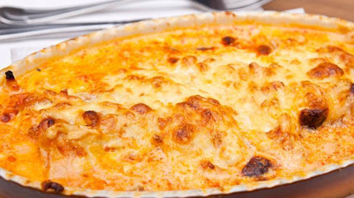 Dünden kalan makarnayı tavaya atın Çıtır börek oluyor, herkes tarif isteyecek