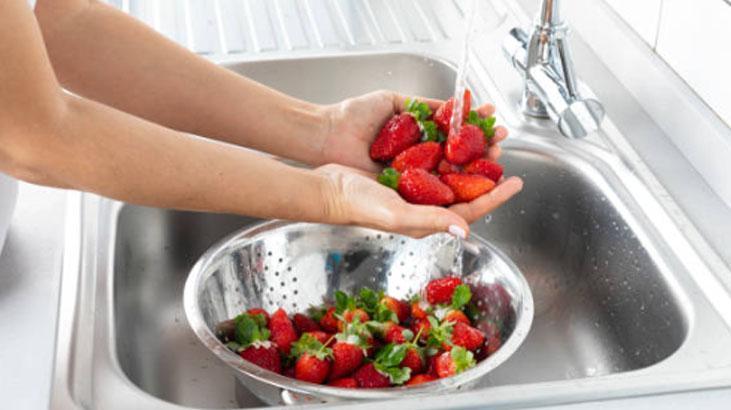 Sebze-meyvedeki pestisiti yok eden Japon taktiği Evdeki 2 malzeme yetiyor