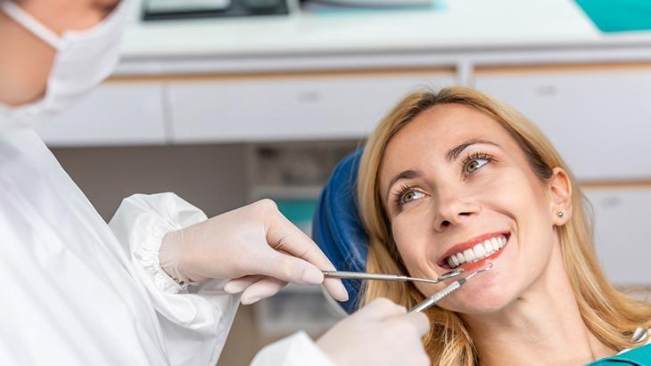 Diş kontrollerinizi yaptırın Diş kontrollerinizi yaptırın