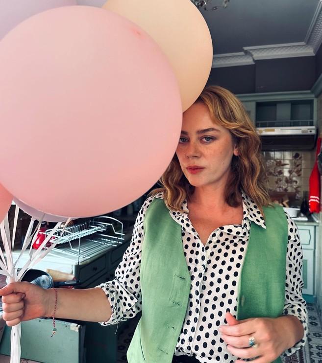 DEMET EVGAR - 18 Mayıs 1980 DEMET EVGAR - 18 Mayıs 1980