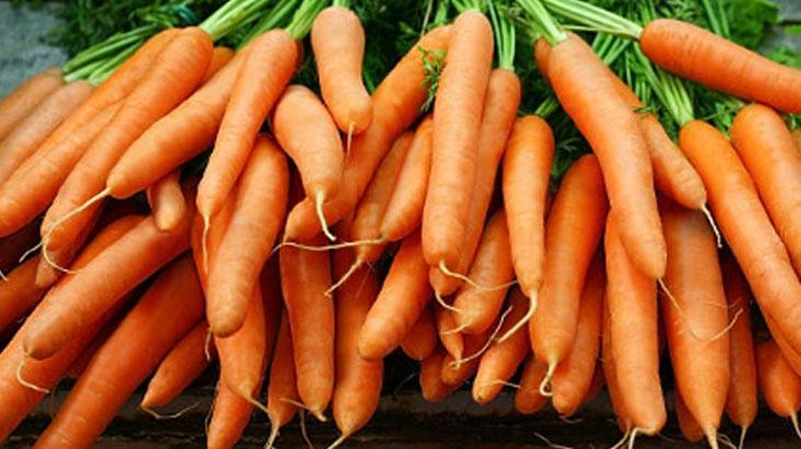 Yorgun yüzlere havuç dopingi Tülbentten geçirip sıkın, bahar ışıltısı garanti