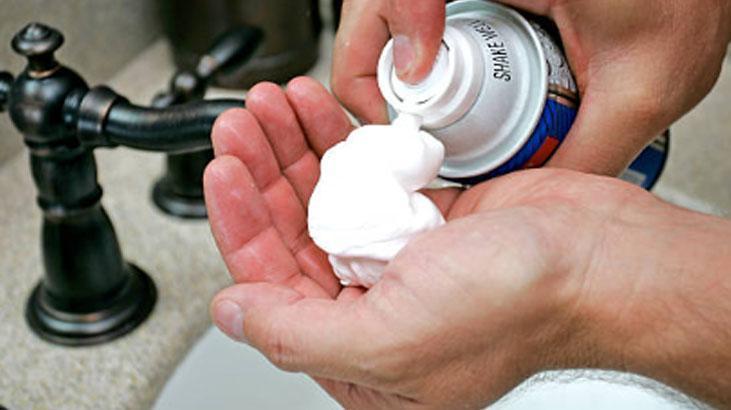 Cam temizliğinde yeni dönem Tıraş köpüğüyle iz bırakmadan ışıl ışıl olsun