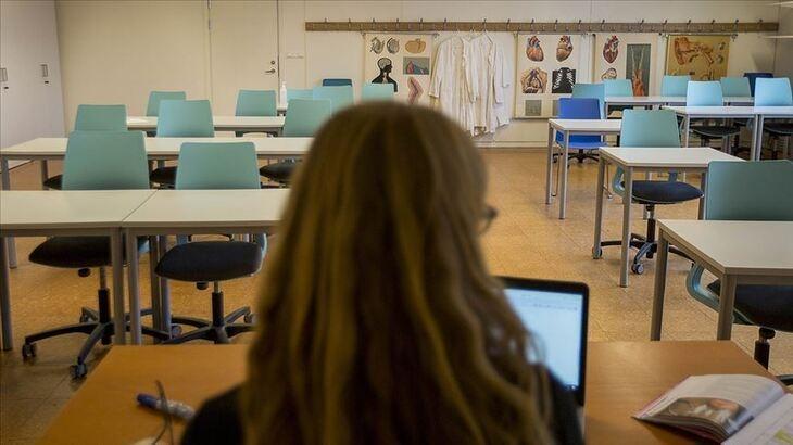 Okullar ne zaman kapanıyor, 2025 yaz tatiline kaç gün kaldı, erkene mi çekildi 2025 MEB tatil takvimi ile bu sene 2. dönem karneler ne zaman verilecek