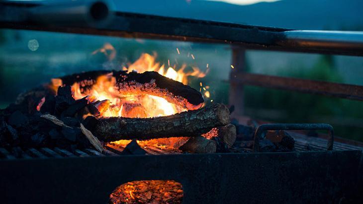 Duman kokusu hiç dert değil Kıyafete sinmişse 2 malzemeyle yok edin