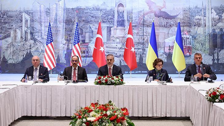 Dolmabahçede Türkiye-ABD-Ukrayna Üçlü Toplantısı başladı İlk görüntüler Dolmabahçede Türkiye-ABD-Ukrayna Üçlü Toplantısı başladı İlk görüntüler