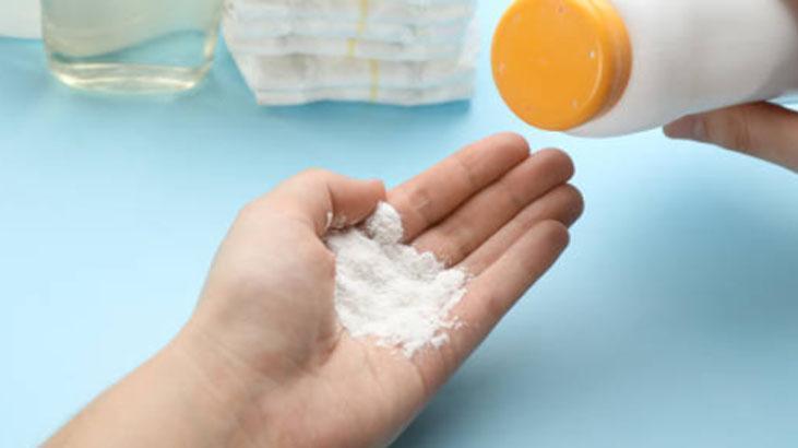 Ağda öncesi süren acı nedir bilmiyor Tüyleri kökten halledin, azıcık pudra yeter Ağda öncesi süren acı nedir bilmiyor Tüyleri kökten halledin, azıcık pudra yeter