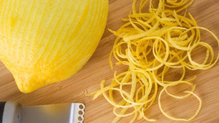 Toprak coşturan gübre Limon kabuğunu bahçeye gömün, sonucu görün Toprak coşturan gübre Limon kabuğunu bahçeye gömün, sonucu görün