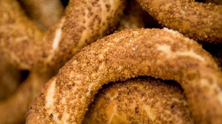 Dışarıda tanesi 20 liradan satılıyor Çıtır çubuk simit tarifi, ağızda dağılıyor Dışarıda tanesi 20 liradan satılıyor Çıtır çubuk simit tarifi, ağızda dağılıyor