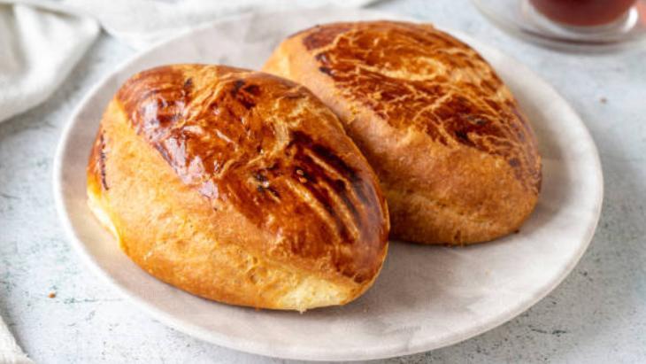 Poğaçayı altın gibi parlatıyor Yumurta istemeyen suya karıştırıp sürsün, 1 kaşık yeter Poğaçayı altın gibi parlatıyor Yumurta istemeyen suya karıştırıp sürsün, 1 kaşık yeter