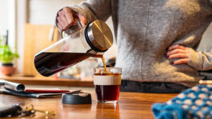 Kafe keyfi ayağınıza geldi Evde buz gibi soğuk kahve böyle yapılır, barista tarifi Kafe keyfi ayağınıza geldi Evde buz gibi soğuk kahve böyle yapılır, barista tarifi