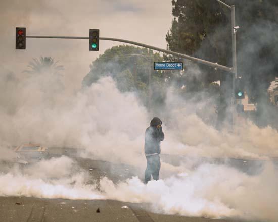 Los Angeles alev alev: Ulusal Muhafızlar sokaklarda, işte görüntüler Los Angeles alev alev: Ulusal Muhafızlar sokaklarda, işte görüntüler