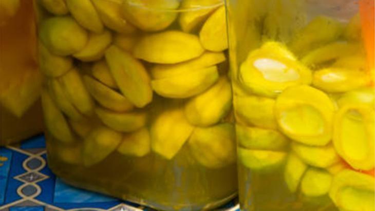 Haftada 4 kilo verdiren ananas sirkesi Her sabah 1 tatlı kaşığıyla göbek gidiyor