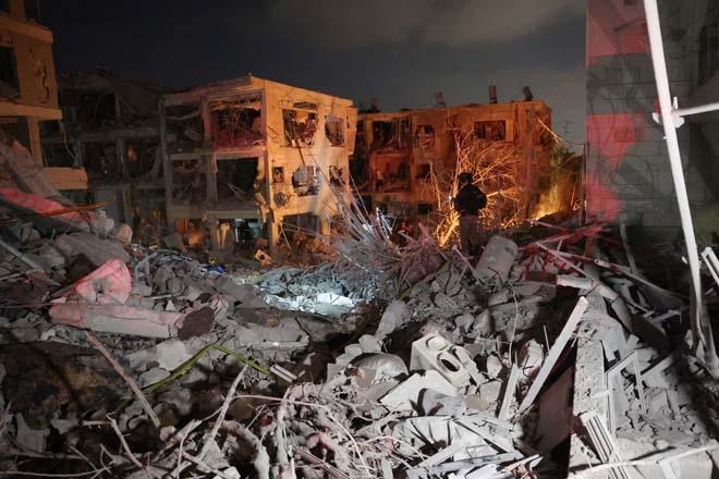 Son Dakika Orta Doğuda savaş: İrandan İsraile hipersonik füze, işte İsrail ve İrandan yeni görüntüler
