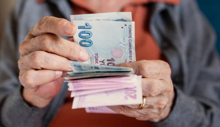 Emekli maaşı zammı 2025 Temmuz ne kadar 5 Aylık enflasyon %si kaç 6 Aylık enflasyon tahminine göre SGK & Bağ-Kur emekli maaşı zam oranı yüzde kaç olur İşte 4 farklı ihtimal