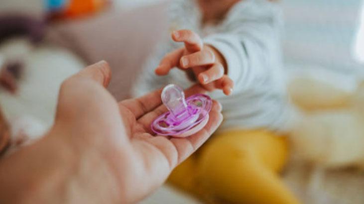 Tek yöntemle çözülmüyor: Çocuklarda emzik nasıl bıraktırılır Tek yöntemle çözülmüyor: Çocuklarda emzik nasıl bıraktırılır