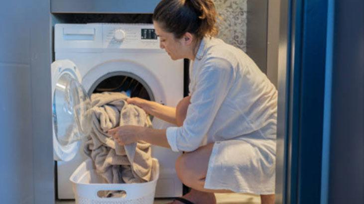 Kapıyı çekmeden böyle adım atın Ev tertemiz kalacak, tatil dönüşü tozun zerresi yok Kapıyı çekmeden böyle adım atın Ev tertemiz kalacak, tatil dönüşü tozun zerresi yok