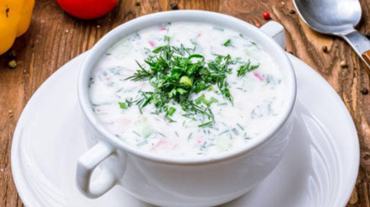 Yaz sofralarının favori lezzeti Mideyi rahatlatarak tok tutuyor, su gibi gidecek Yaz sofralarının favori lezzeti Mideyi rahatlatarak tok tutuyor, su gibi gidecek